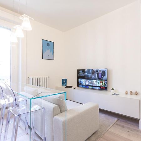 Centrale Suite With Balcony - Top Collection Μιλάνο Εξωτερικό φωτογραφία