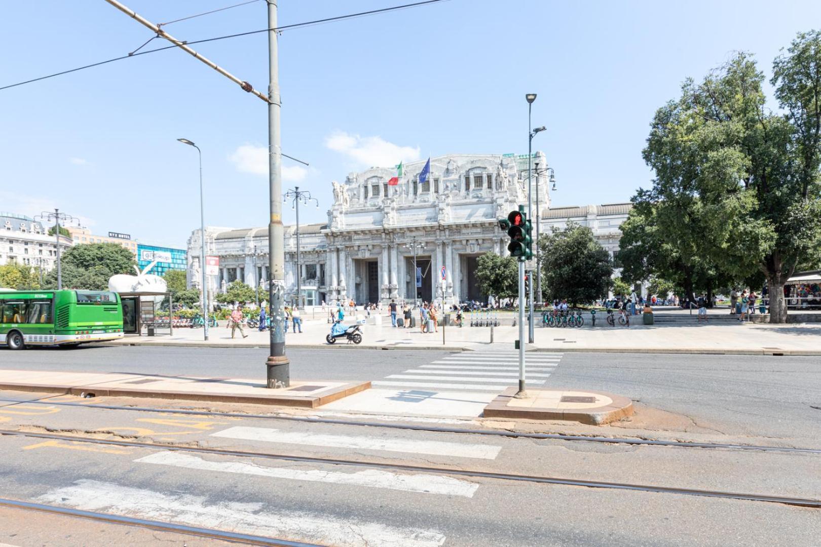 Centrale Suite With Balcony - Top Collection Μιλάνο Εξωτερικό φωτογραφία